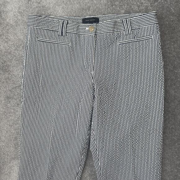 Ann Taylor Pants Womens 8 Blue White Striped Seersucker Cropped Stretch Cotton - Picture 2 of 11